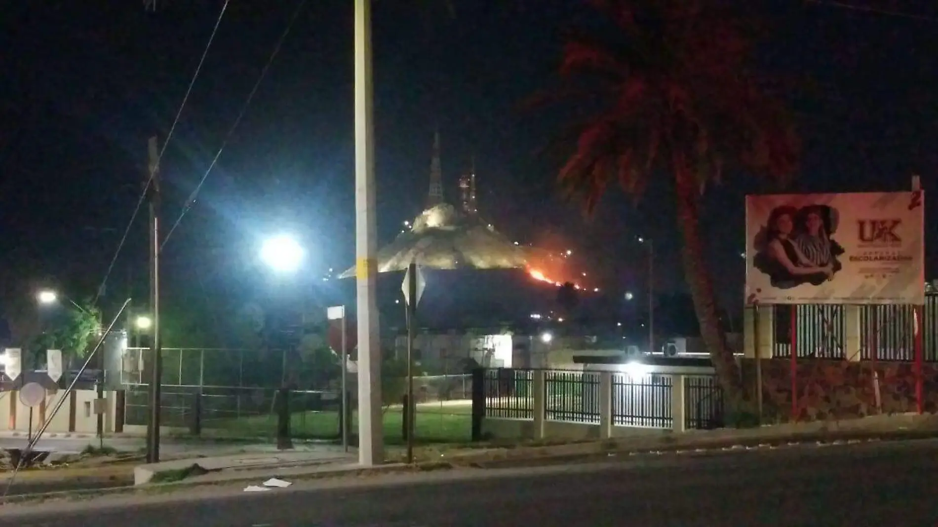 Fuego en el Cerro de la Campana (3)